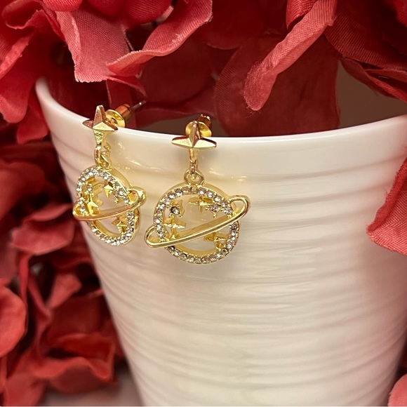 Crystal Planet Saturn and Gold Stars Dangle Earrings - Picture 9 of 16